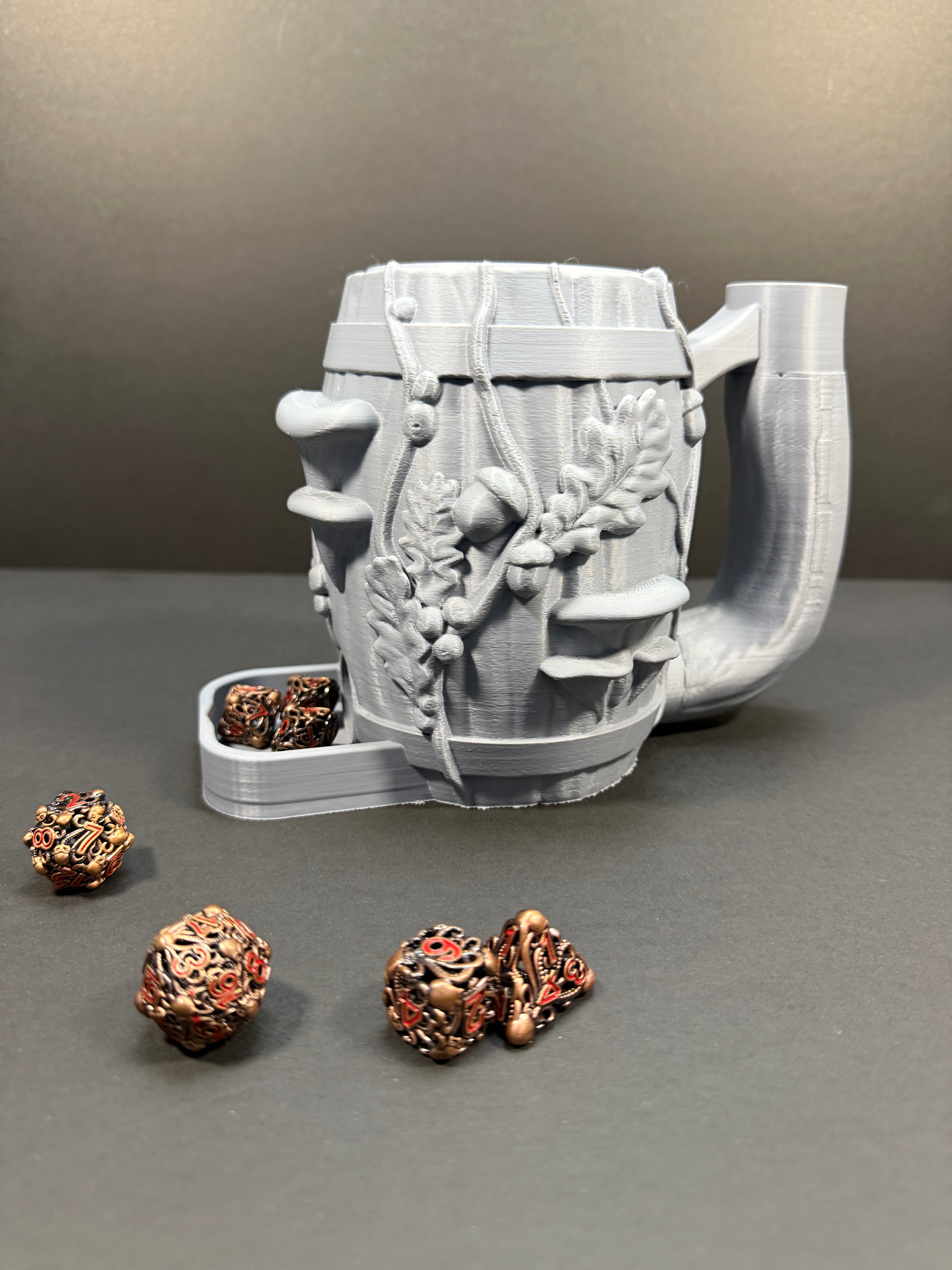 Druid Can Holder & dice Thrower