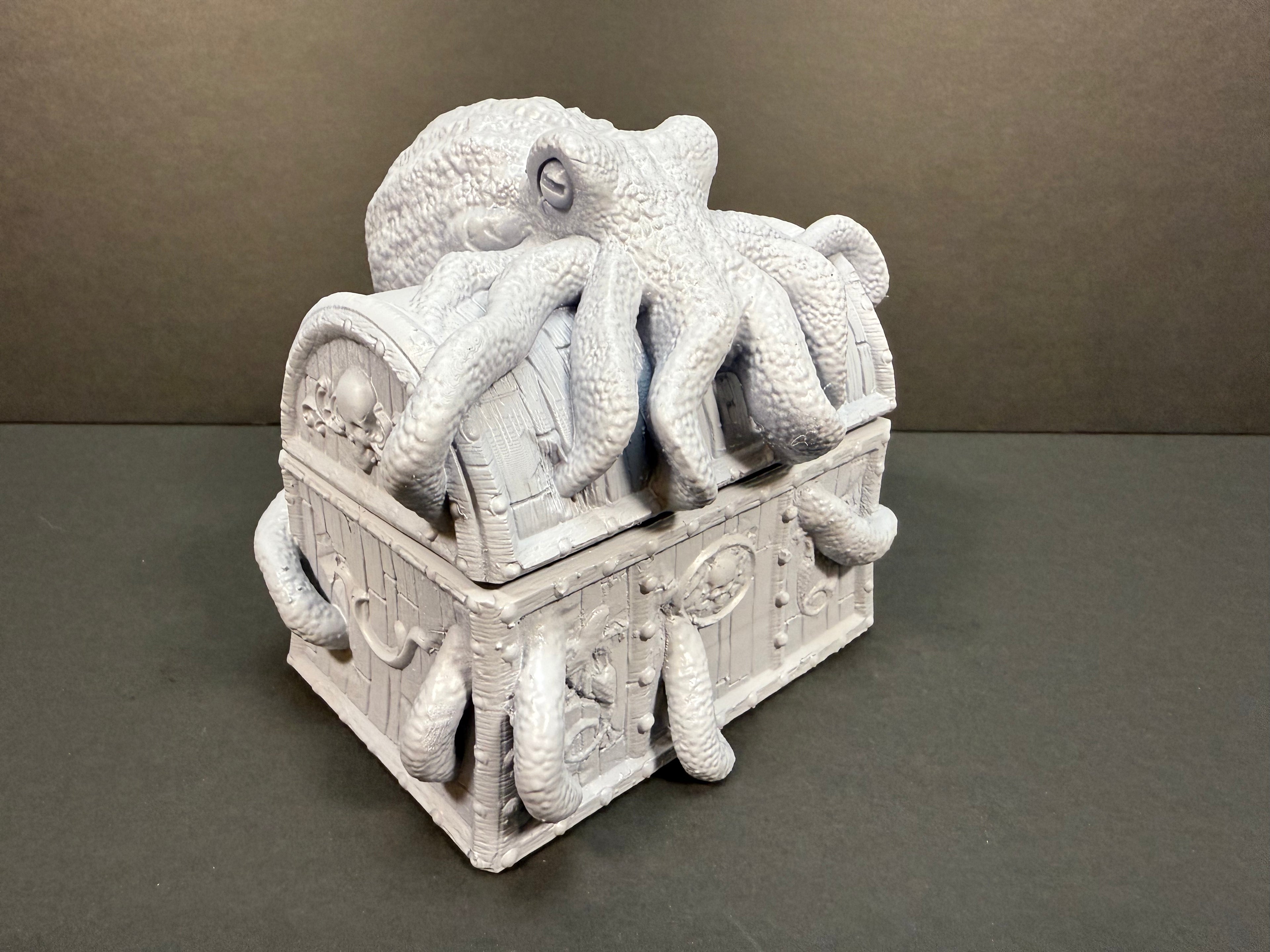 Kraken Hinged Dice Box