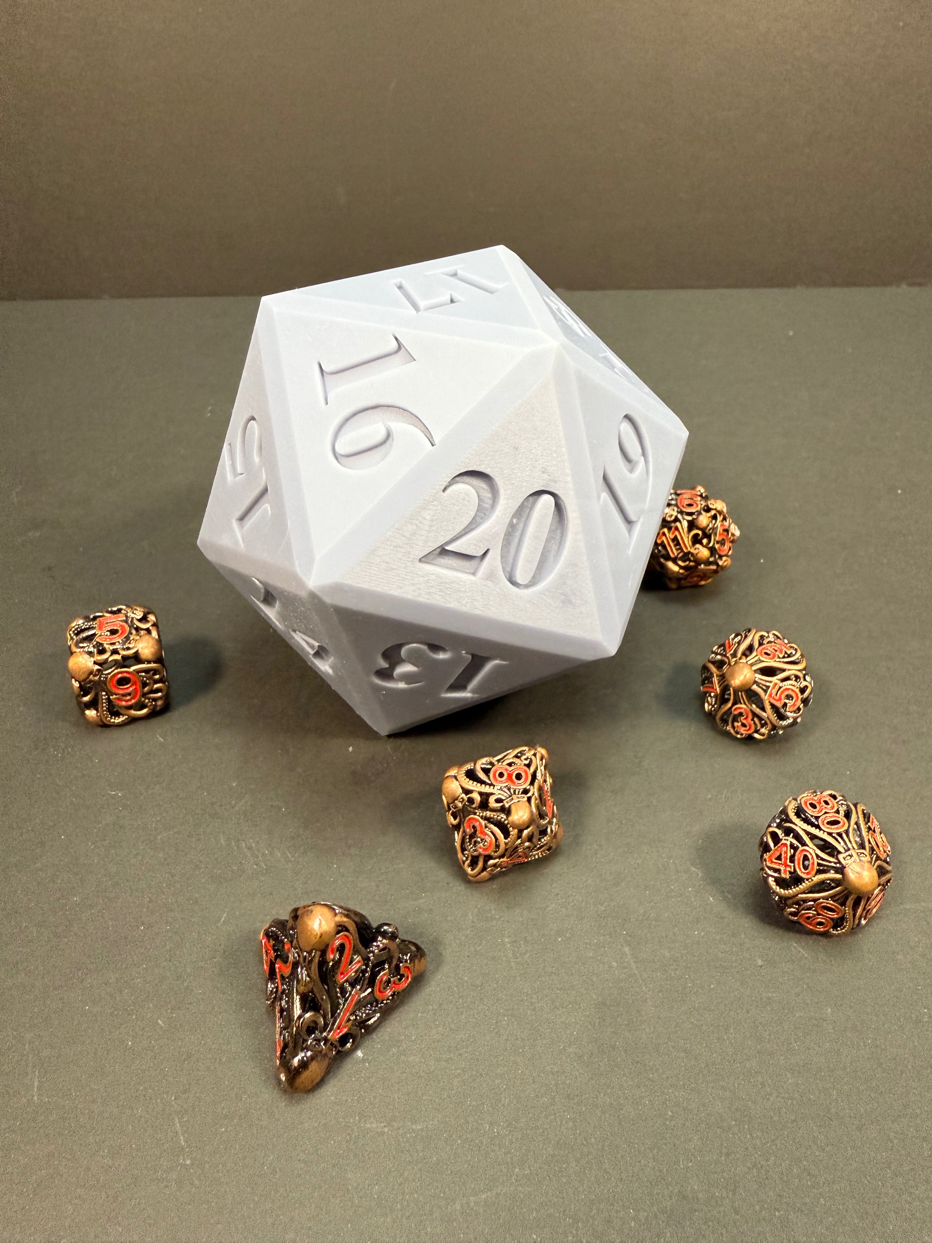 D20 Dice Box with magnetic lid