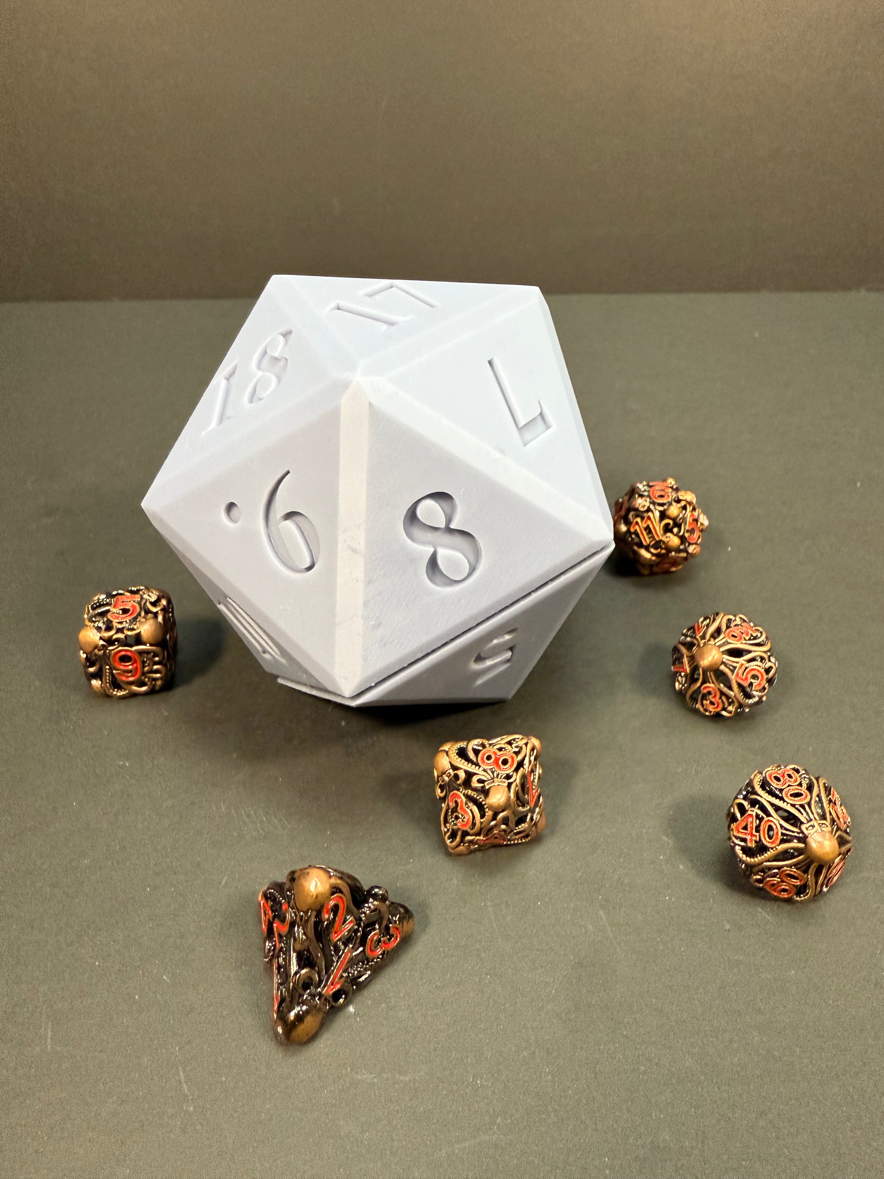 D20 Dice Box with magnetic lid