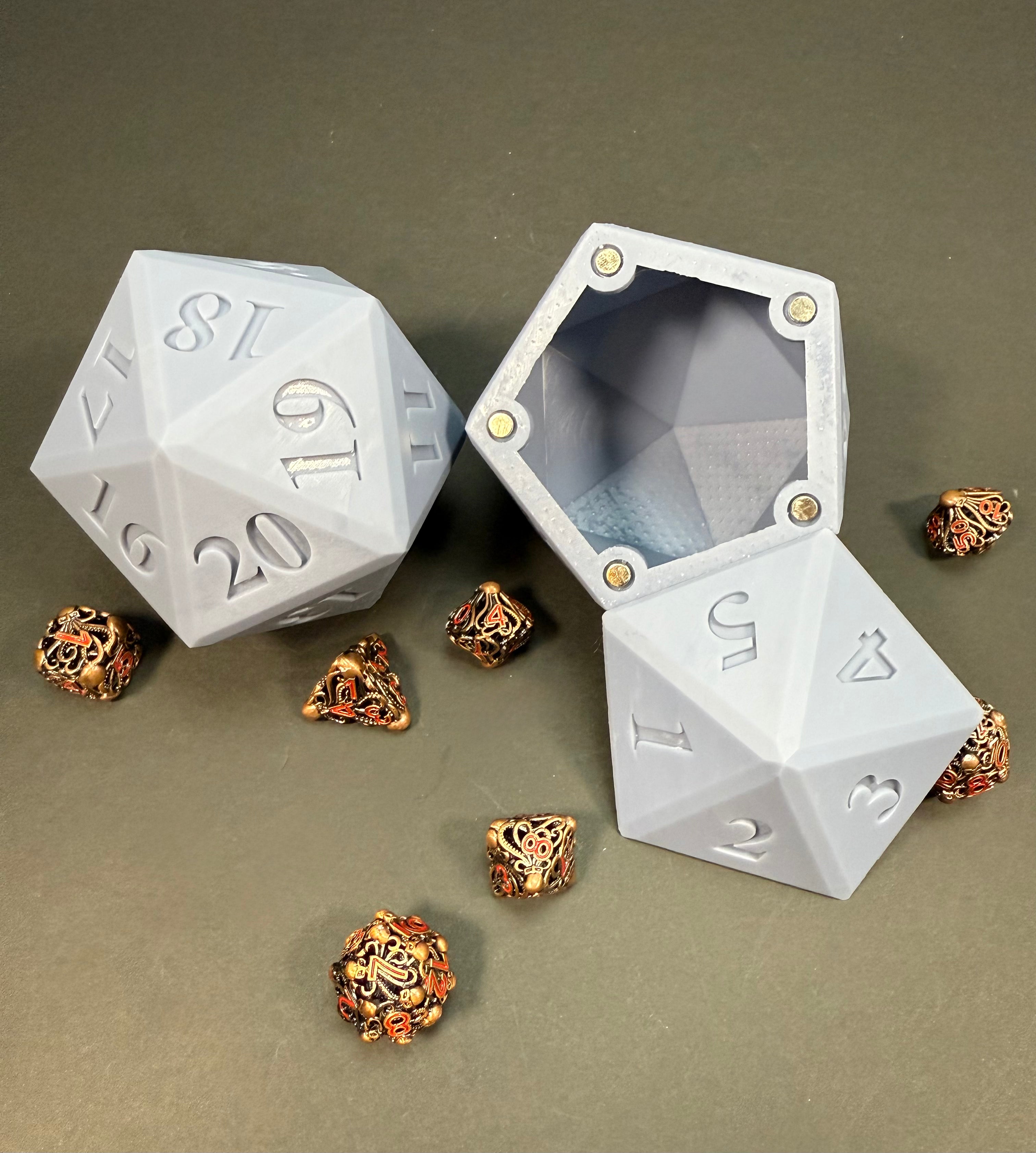 D20 Dice Box with magnetic lid