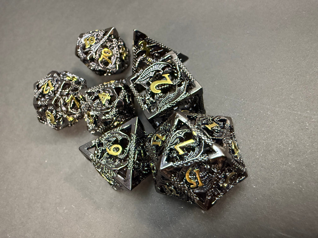Black & Gold Dragon Design Metal dice Set 7PCS
