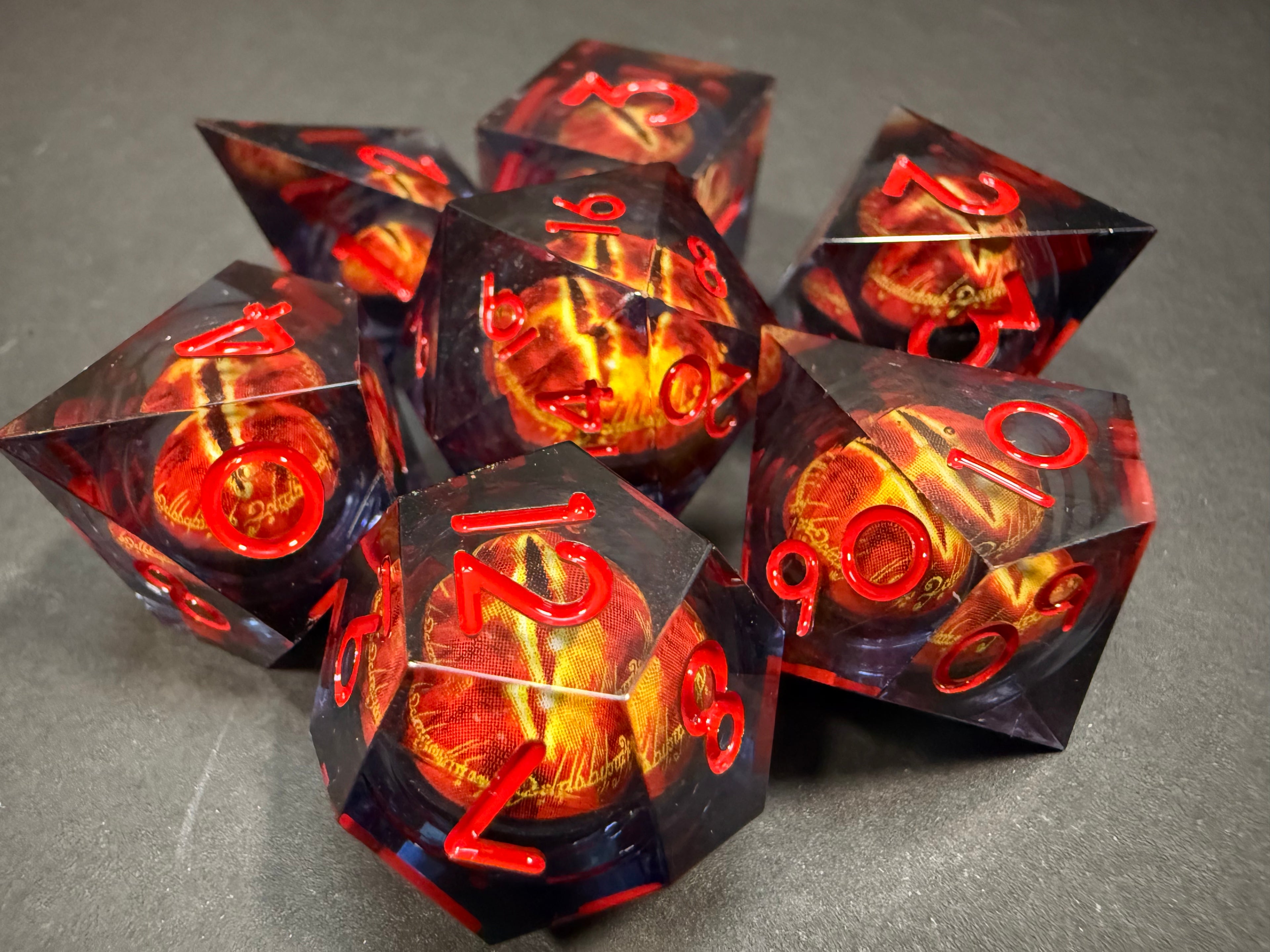 Eye of Sauron Lord of the Rings Dice Set 7PCS
