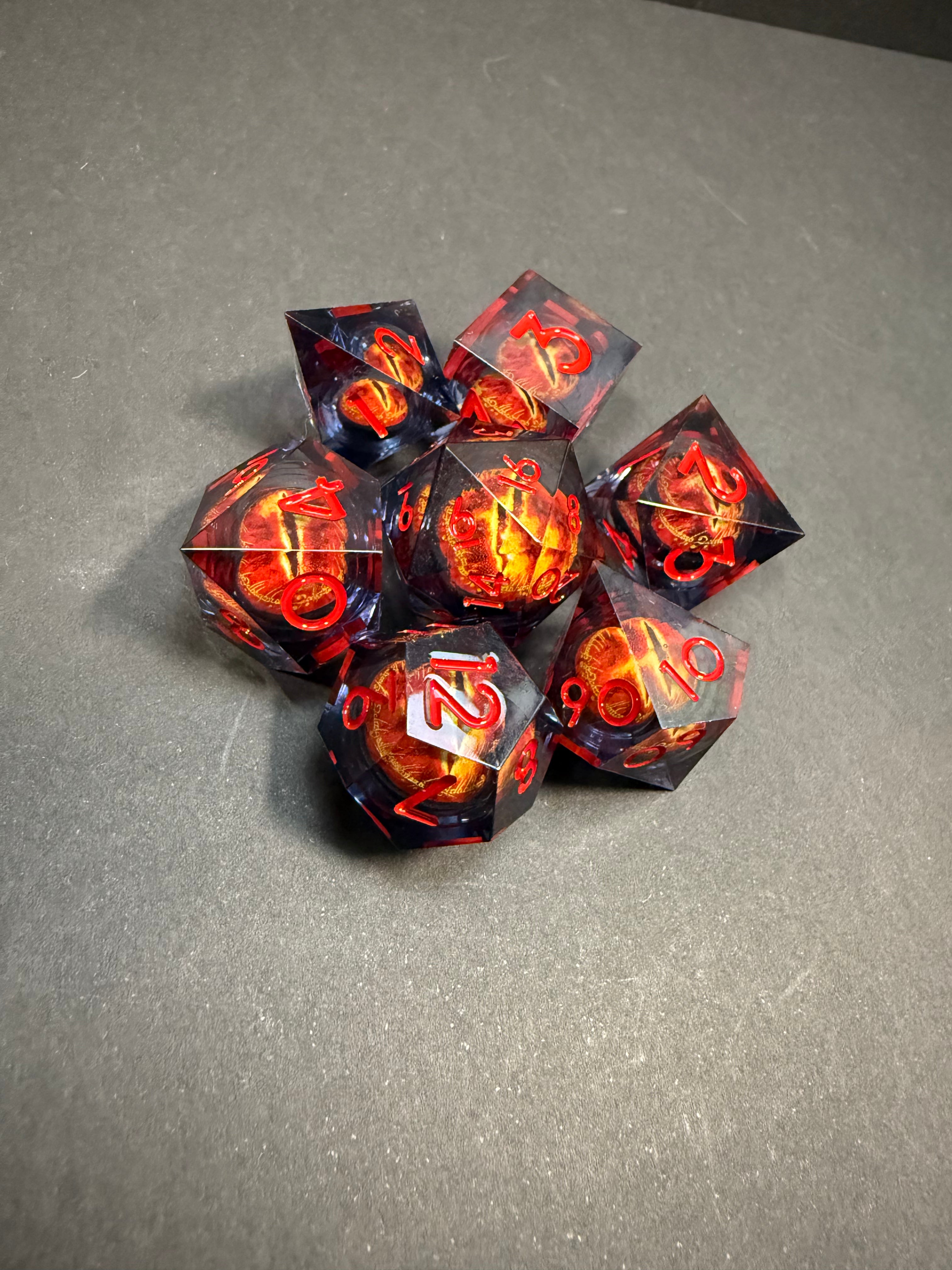 Eye of Sauron Lord of the Rings Dice Set 7PCS