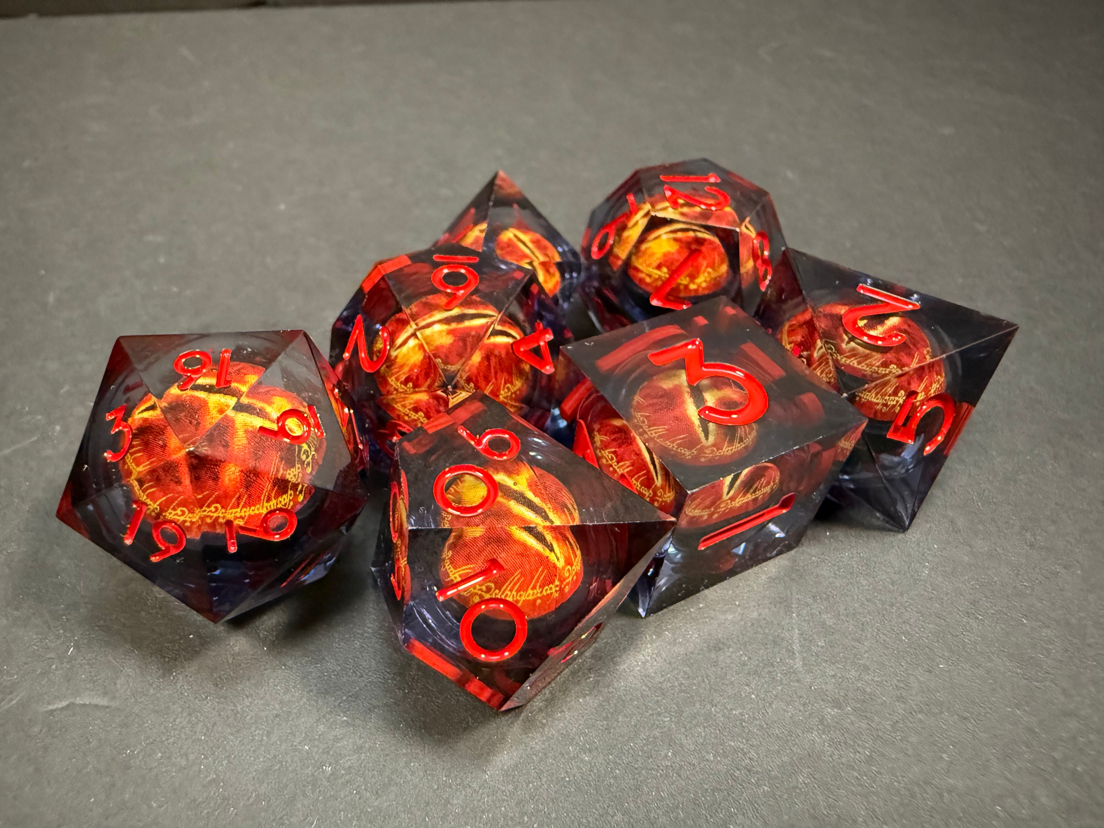 Eye of Sauron Lord of the Rings Dice Set 7PCS
